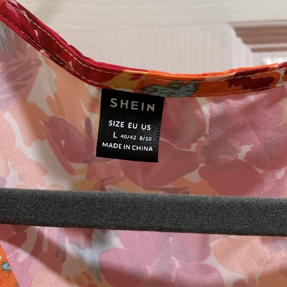 Shein top - Picture 2 of 3